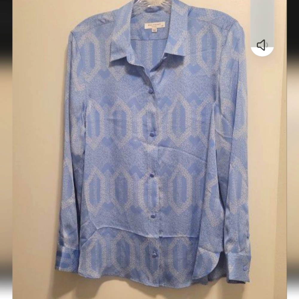 Equipment Femme Blouse Size L Light Blue with White mottled pattern  Like new.